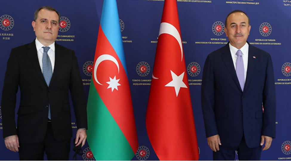 chavushoglu-ve-ceyhun-bayramov-regional-meseleleri-muzakire-edib