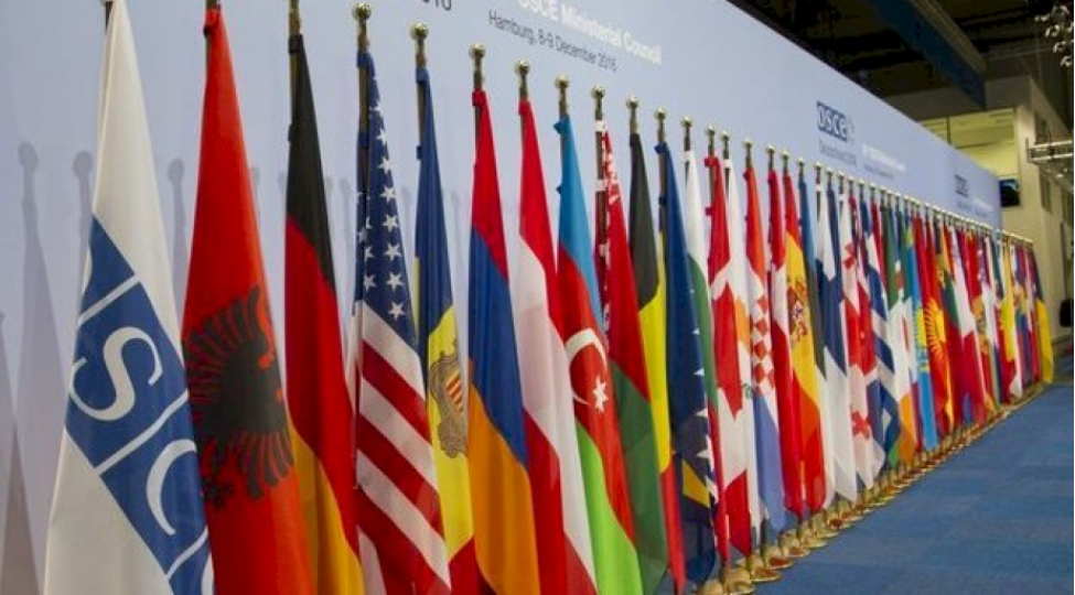 ermenistan-atet-de-azerbaycanin-irandaki-sefirliyine-terror-hucumunu-pisleyen-beyanatin-qebuluna-mane-olub