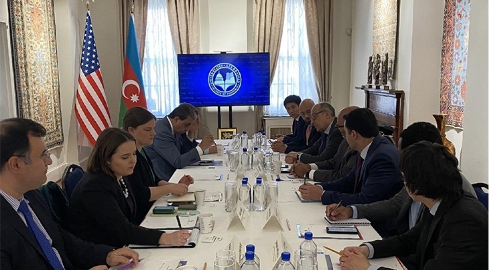 absh-in-ticaret-nazirinin-komekchisi-azerbaycana-sefer-edecek