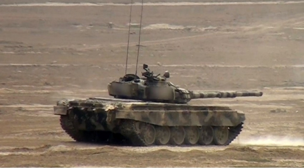 azerbaycan-ordusunun-tank-bolmelerinin-doyush-hazirligi-tekmilleshdirilir-video