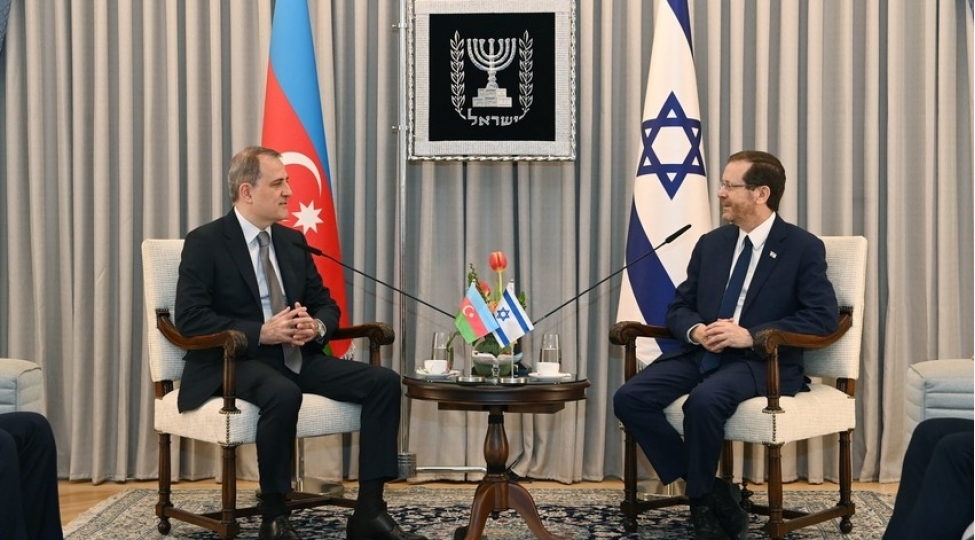 azerbaycanin-xin-bashchisi-israil-prezidenti-ile-choxterefli-emekdashliga-dair-fikir-mubadilesi-aparib-foto