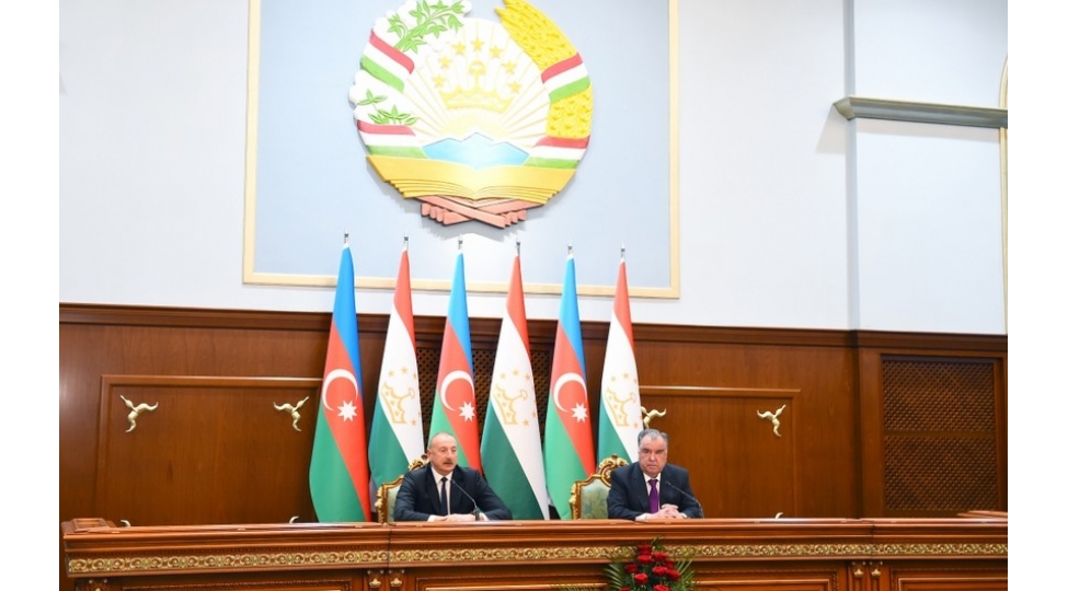 azerbaycan-ve-tacikistan-arasinda-qardashliq-munasibetlerinin-esasi-1990-ci-illerin-evvellerinde-qoyulub-prezident
