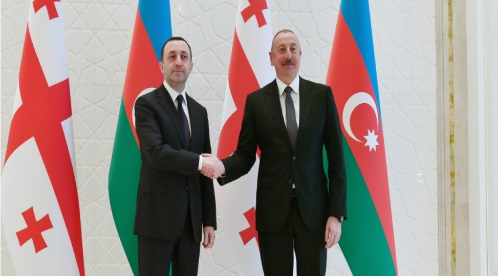 azerbaycan-ve-gurcustan-liderleri-qebelede-asan-xidmet-merkezinde-ve-qida-sheherciyinde-olublar