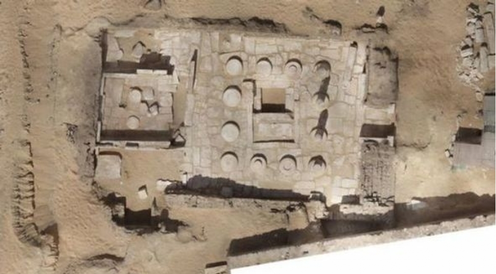 misirde-3-min-il-yashi-olan-qedim-serdabe-tapilib-foto