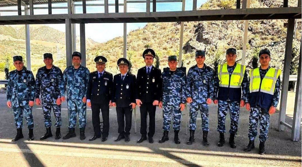 azerbaycan-gomrukchuleri-hekeri-chayi-uzerindeki-serhed-buraxilish-menteqesinde-fealiyyete-bashlayib