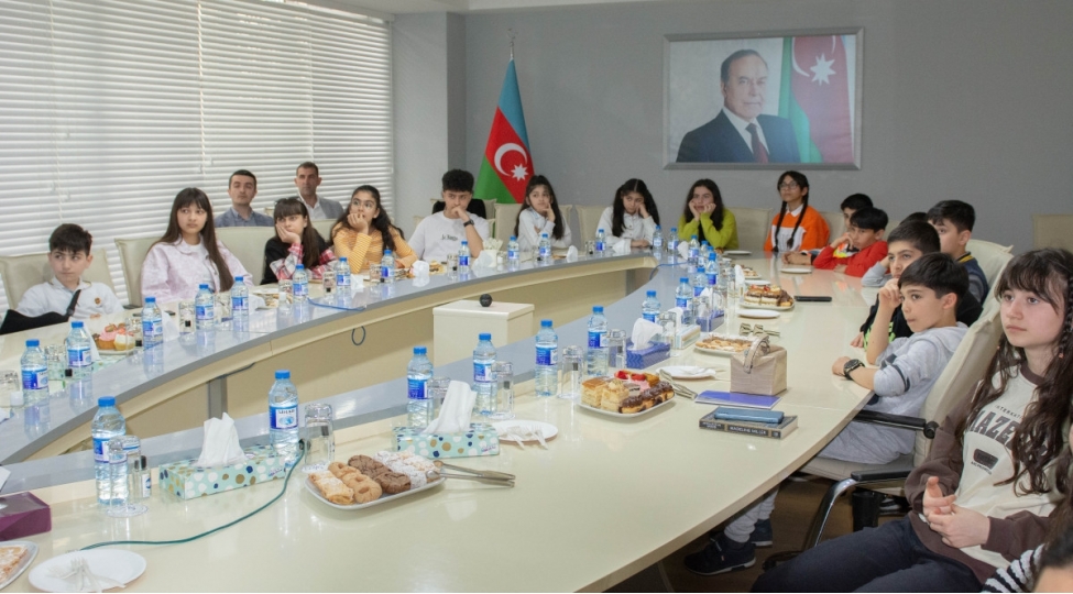 azerkosmos-shehid-ve-qazi-ovladlari-uchun-telim-tedris-proqramina-bashlayib