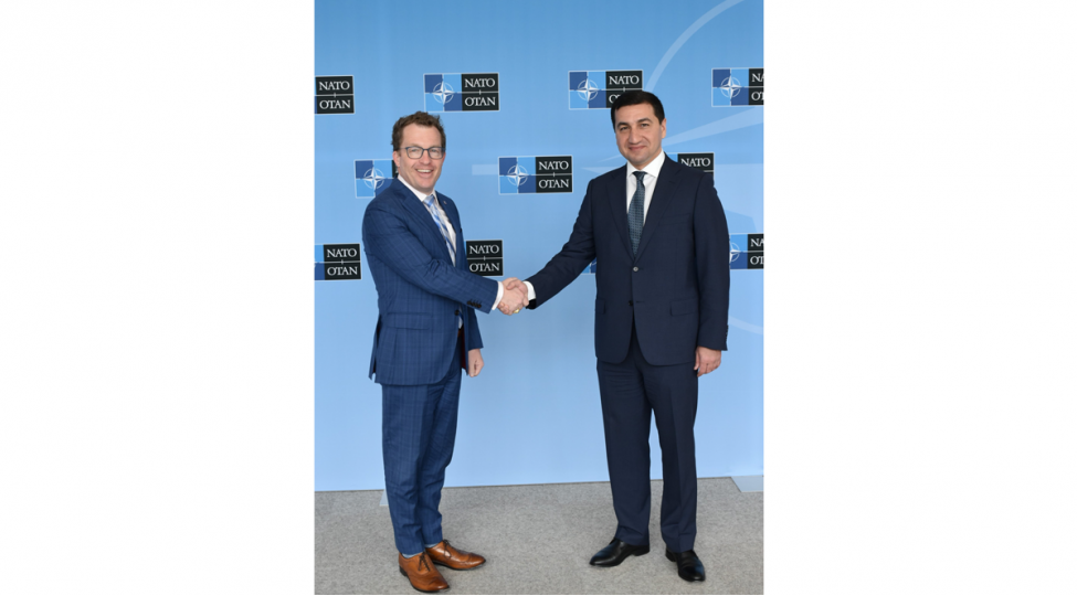 bash-katibin-komekchisi-nato-azerbaycan-terefdashligindan-her-iki-teref-faydalanir