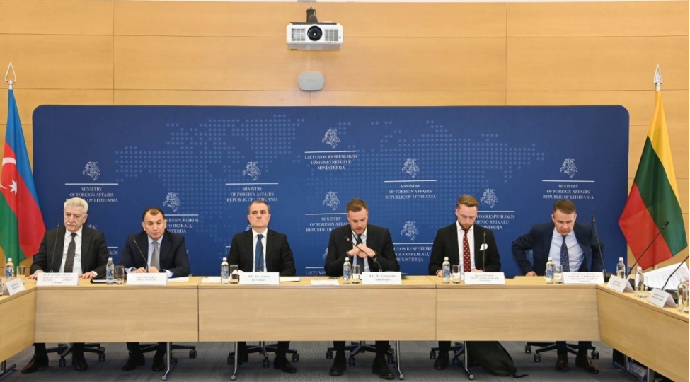 azerbaycan-litva-ikiterefli-emekdashliq-uzre-hokumetlerarasi-komissiyanin-iclasi-kechirilib