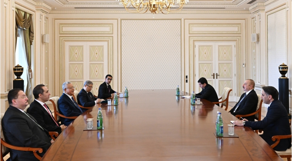 prezident-ilham-eliyev-misir-numayendeler-palatasinin-sedrini-qebul-edib