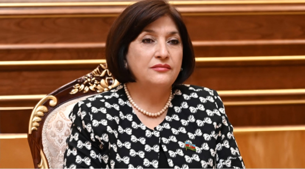 spiker-heyder-eliyev-duhasinin-ve-zehmetinin-behresi-olan-musteqil-azerbaycan-ebedi-yashayacaq