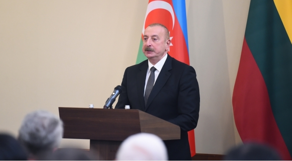 azerbaycan-prezidenti-biz-xezer-ve-baltik-regionlari-arasinda-shebeke-qurmaliyiq-ve-bu-mumkundur