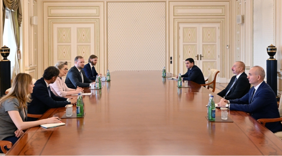atet-pa-nin-sedri-ermenistanla-azerbaycan-arasinda-sulh-gundeliyi-ile-maraqlanib