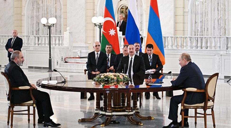 kreml-putin-uchterefli-gorushden-evvel-azerbaycan-ve-ermenistan-liderleri-ile-ayriliqda-danishacaq