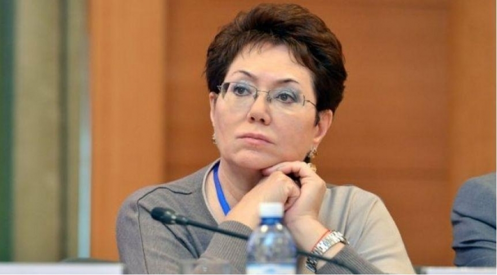 elmira-axundova-2-ci-dereceli-vetene-xidmete-gore-ordeni-ile-teltif-edilib
