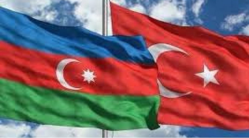 turkiye-sefiri-azerbaycan-xalqini-tebrik-edib-2
