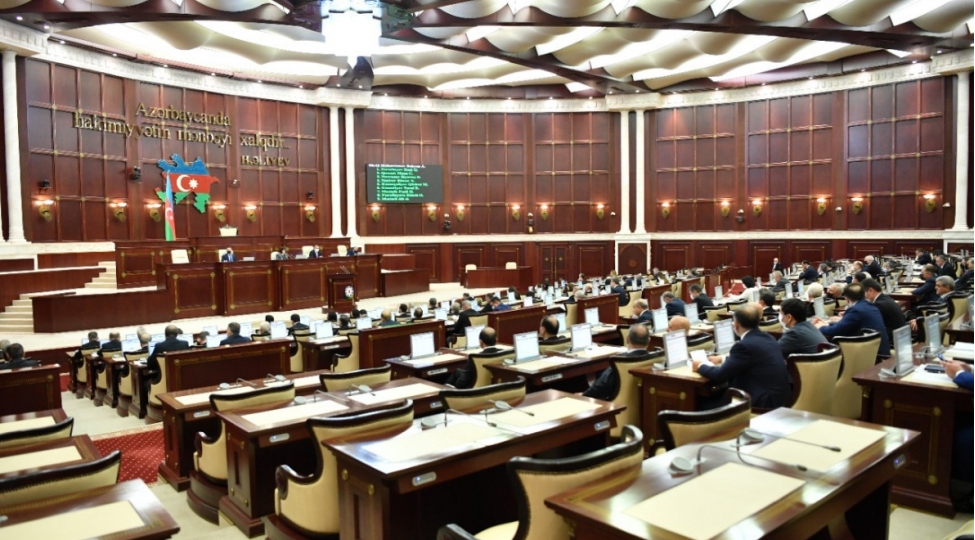 komite-sedri-emek-mecellesine-deyishiklik-edilmesini-teklif-edib