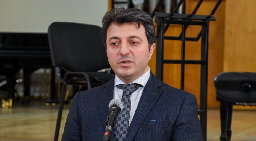 deputat-hele-de-separatchi-unsurlerin-esareti-altinda-olanlar-qerar-vermelidir