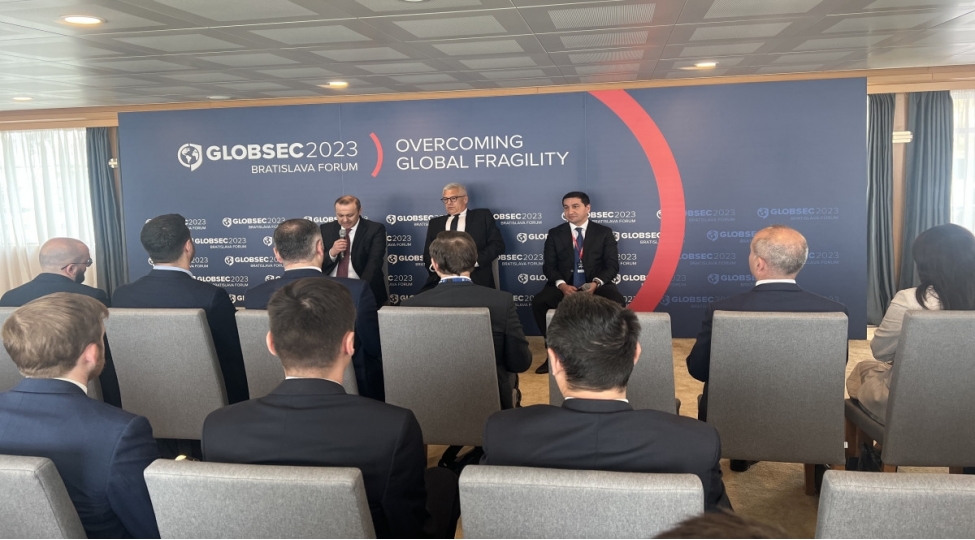 hikmet-haciyev-ve-armen-qriqoryan-azerbaycan-ermenistan-elaqeleri-ve-regionda-sulh-prosesi-barede-danishiblar