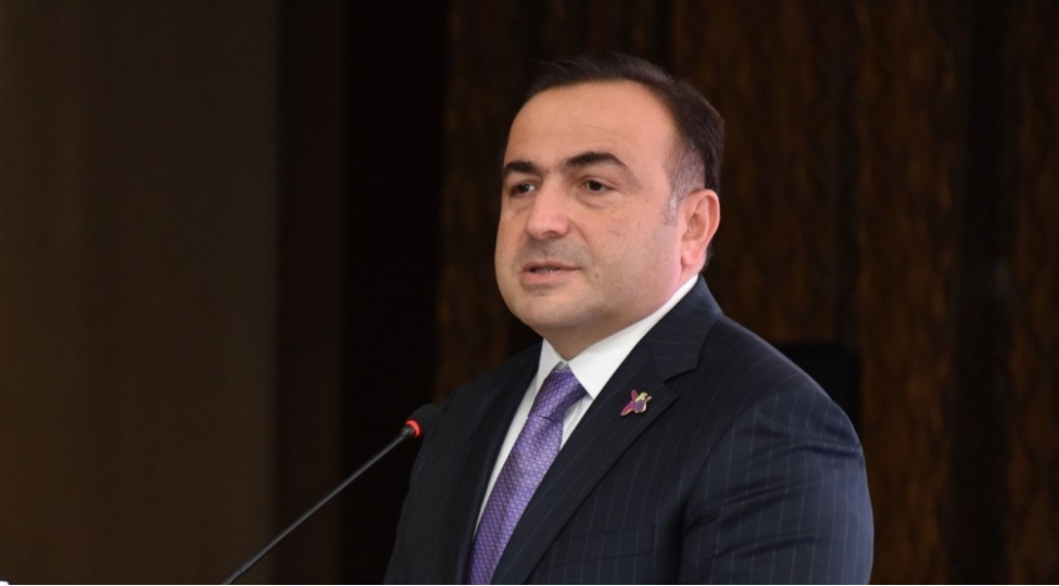 bextiyar-aslanbeyli-enerji-kechidinin-suni-shekilde-suretlendirilmesi-etraf-muhite-ciddi-ziyan-vura-biler