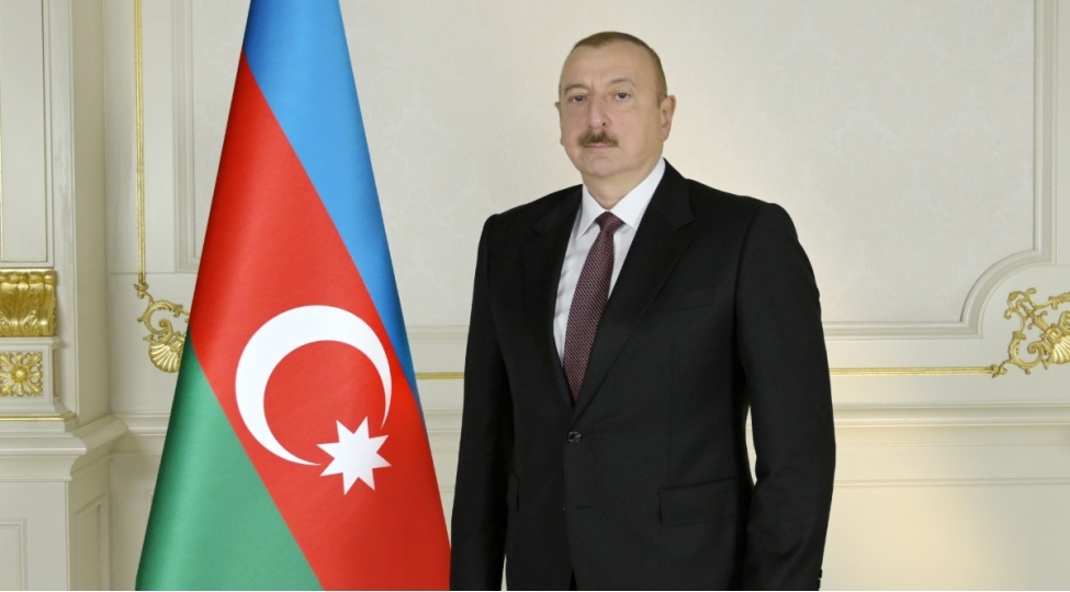 prezident-hazirda-azerbaycan-yashil-enerji-ixracina-dair-layiheler-heyata-kechirmekle-neft-qaz-tarixindeki-ugurunu-tekrarlayir