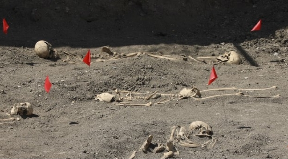 shushada-novbeti-kutlevi-mezarliq-ashkarlanib