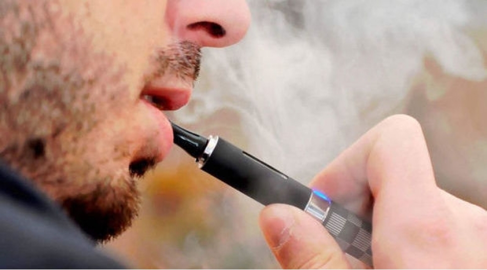 Elektron siqaretlərin qadağası cəmiyyəti hansı təhlükələrdən xilas edəcək?