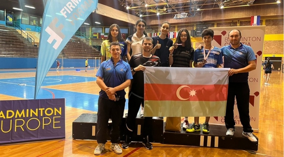 azerbaycan-badmintonchulari-beynelxalq-turnirde-burunc-medal-qazaniblar