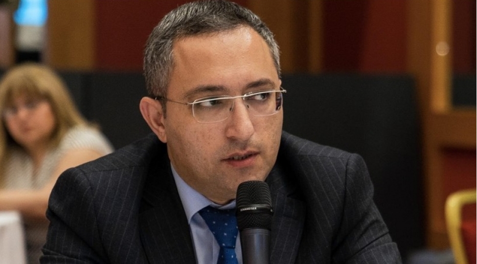 reshad-hesenov-imf-de-yuksek-vezifeye-teyin-olunub