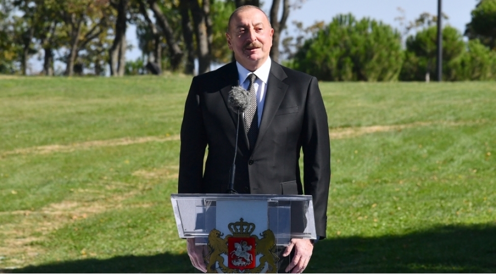 butun-regionun-inkishafini-temin-eden-yeni-dustur-sherh