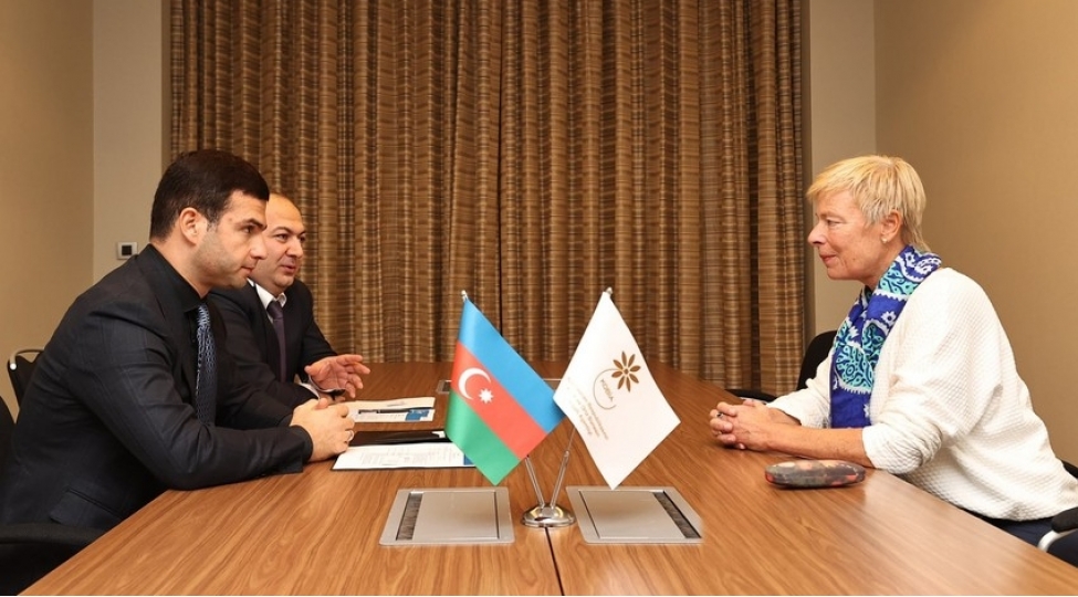 giz-azerbaycandaki-kob-larin-reqemsallashmasina-yardim-ede-biler