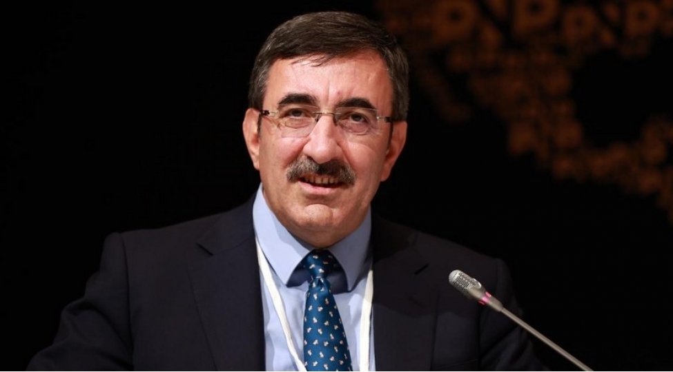 qlobal-idareetme-sistemi-deyishilmelidir-cevdet-yilmaz