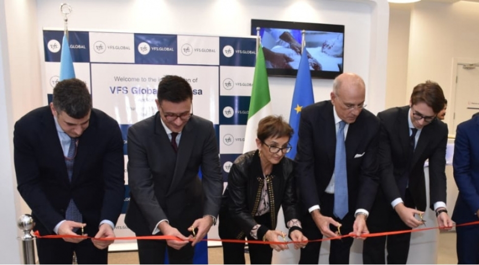 bakida-italiya-viza-merkezinin-achilishi-olub