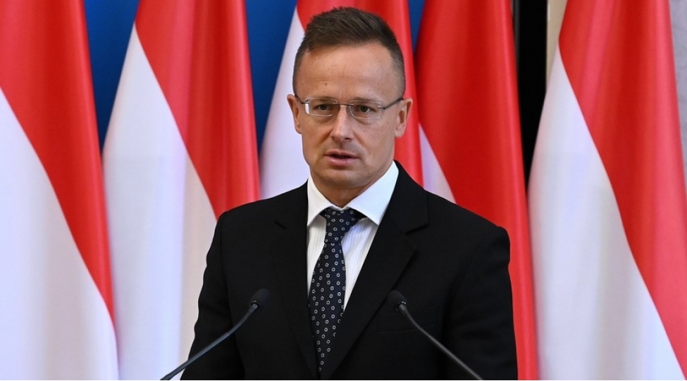 peter-siyarto-macaristan-azerbayanin-yashil-enerjine-investisiya-qoymaq-isteyir