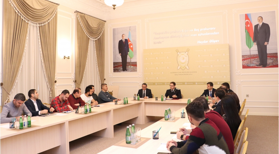 bash-prokurorluqda-media-numayendeleri-uchun-interaktiv-telim-kechirilib