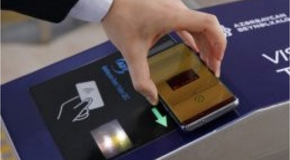 son-2-ilde-baki-sumqayit-qatarlarinda-odenishlerin-30-i-bank-kartlari-ile-aparilib