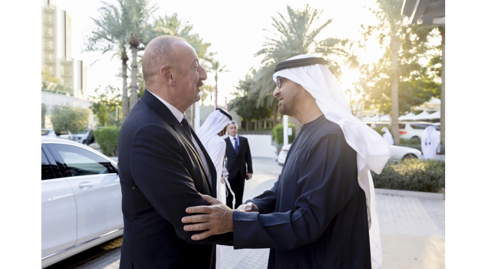 prezident-ilham-eliyev-dubayda-birleshmish-ereb-emirliklerinin-prezidenti-sheyx-mehemmed-bin-zayed-el-nehyan-ile-gorushub-yenilenib-foto
