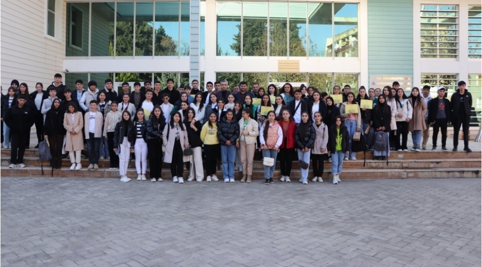 marneulide-ulu-onderin-100-illik-yubileyine-hesr-olunmush-bilik-yarishmasi