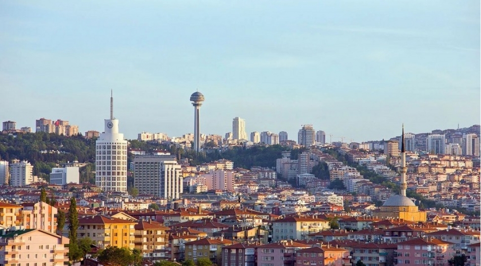 azerbaycan-mehsullari-ankarada-xeyriyye-bazarinda-satisha-chixarilacaq