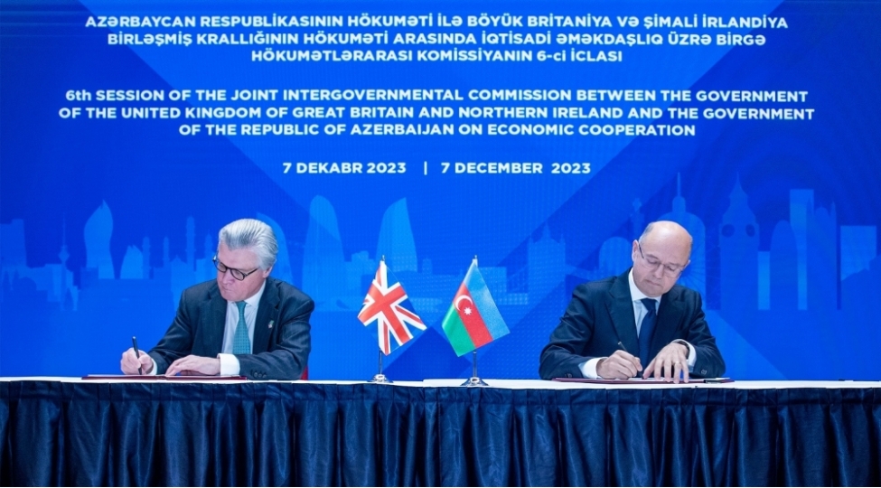 azerbaycan-ve-britaniya-hidrogenin-neqli-sahesinde-emekdashliq-edecekler