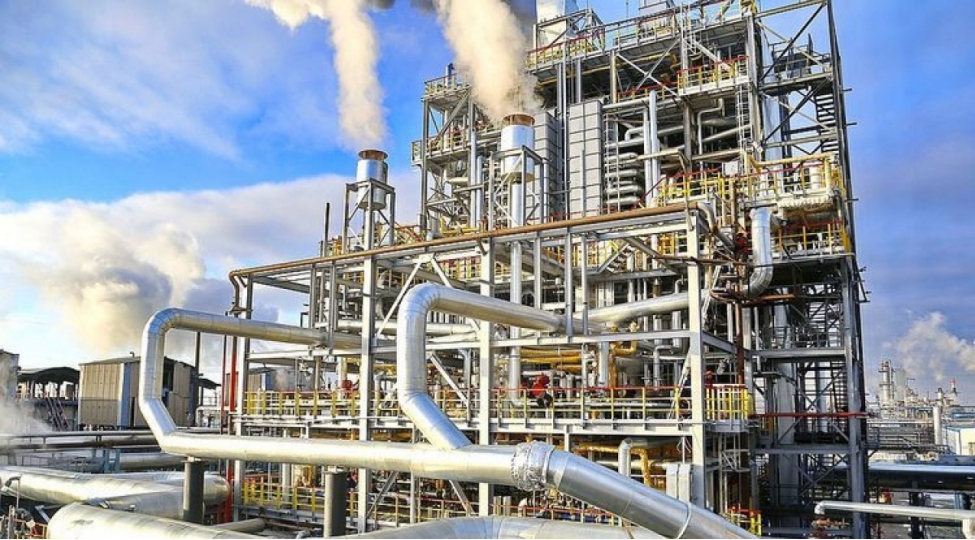 enerji-qaz-ve-buxar-istehsali-sektorunun-gelirleri-27-mlrd-manati-otub