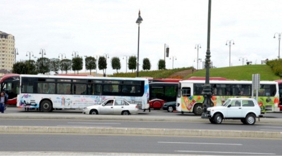 nazirlik-bakida-100-e-yaxin-marshrut-avtobusu-teleblere-cavab-vermir