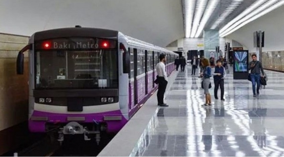 baki-metrosu-oten-il-6-milyondan-chox-sernishini-guzeshtli-shertlerle-dashiyib