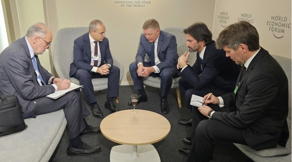 azerbaycan-slovakiya-ile-energetika-sahesinde-emekdashligi-muzakire-edib