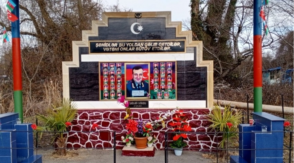 oguzda-shehidler-bulaginin-achilishi-olub-foto
