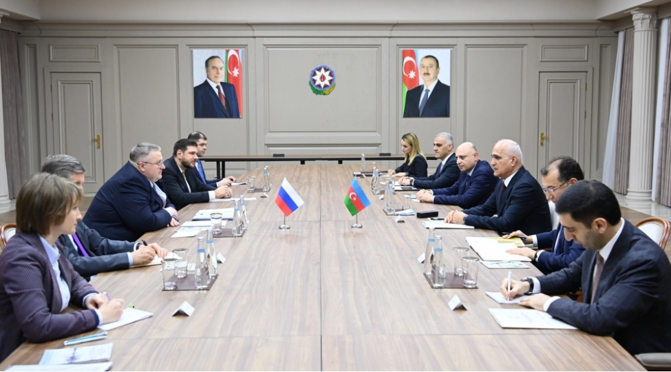 azerbaycan-rusiya-emekdashliginin-inkishafinin-esas-istiqametleri-uzre-yol-xeritesi-imzalanib-foto
