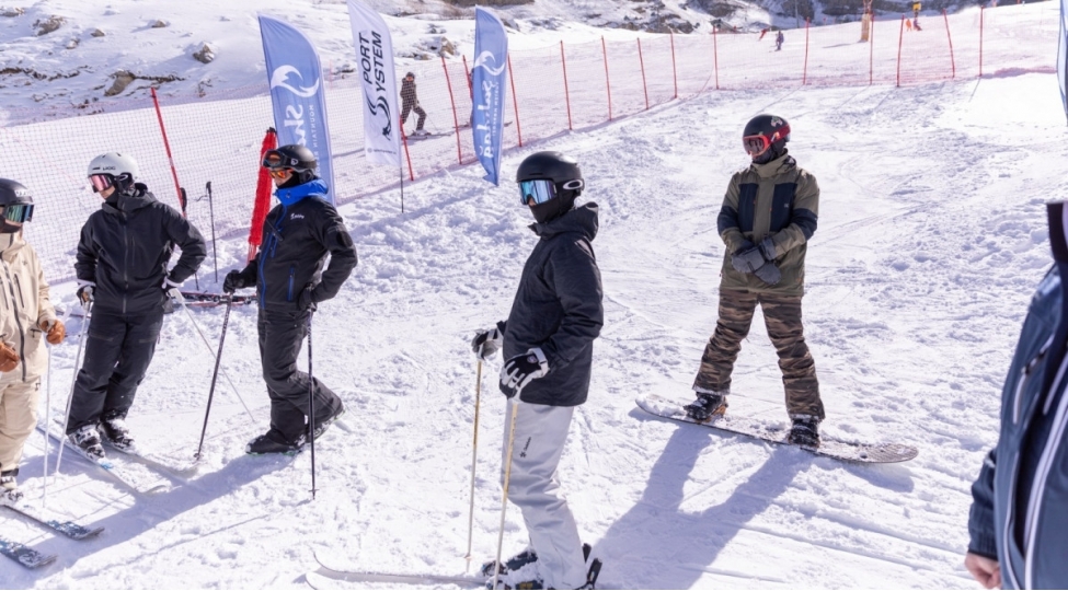 xizek-fristaylinin-moqul-novunun-azerbaycanda-inkishafi-muzakire-olunub