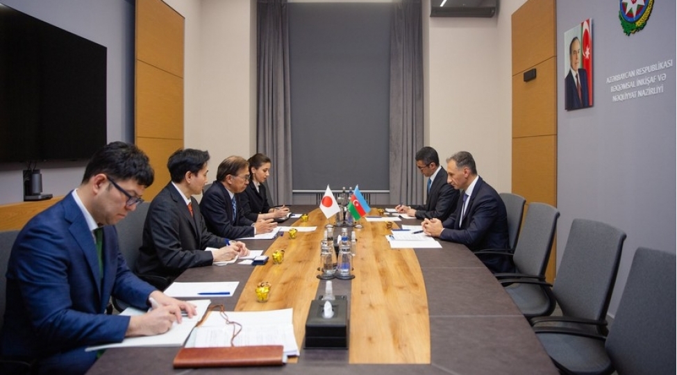 azerbaycan-ve-yaponiya-ikt-sahesinde-emekdashligin-genishlendirilmesini-muzakire-edib