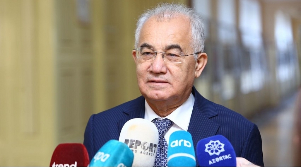 azerbaycan-ve-ozbekistanin-genc-alimlerin-hazirlanmasina-diqqet-yetirmesi-vacibdir-akmal-saidov