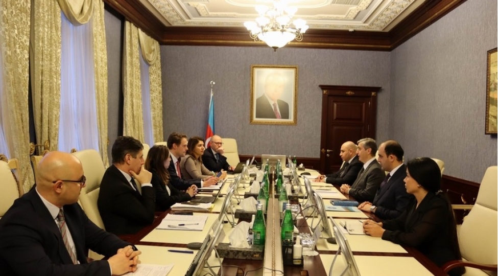 azerbaycanda-dovlet-muessiselerinin-auditi-beynelxalq-teshkilatlarla-muzakire-olunub
