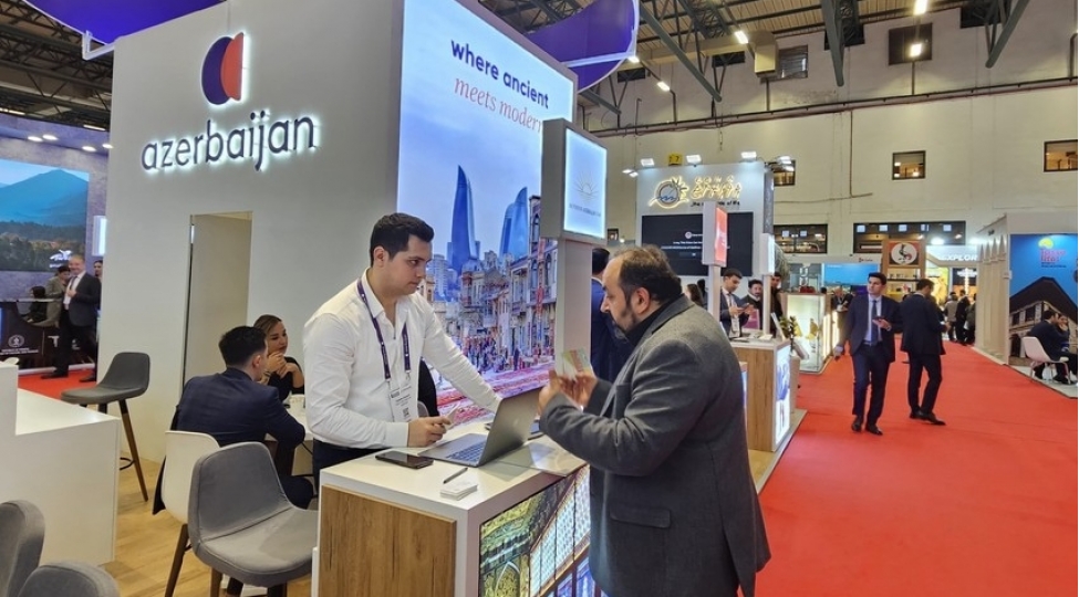 azerbaycanin-turizm-imkanlari-turkiyede-numayish-etdirilir